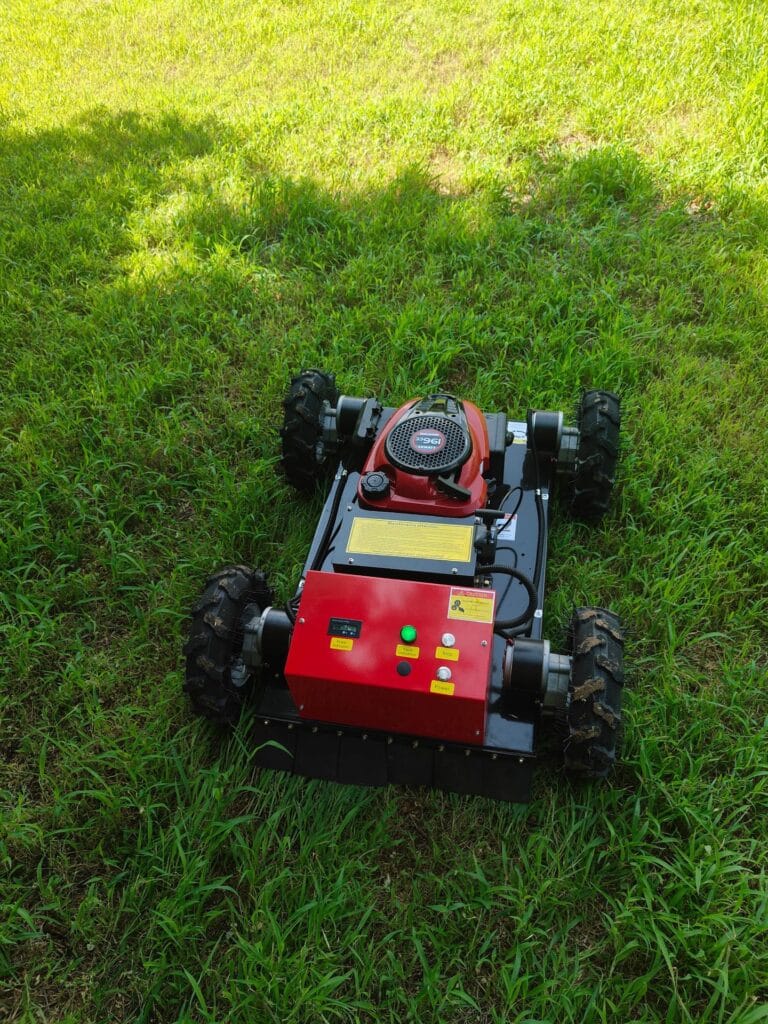 Trimmora TRM-196 – 4WD Remote Control Gasoline Lawn Mower